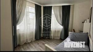2-к квартира, вторичка, 63м2, 1/10 этаж