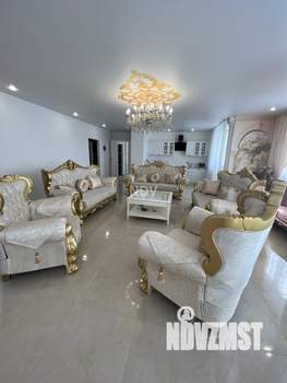 2-к квартира, вторичка, 80м2, 8/8 этаж