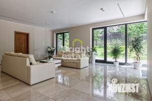 3-к квартира, вторичка, 120м2, 2/8 этаж