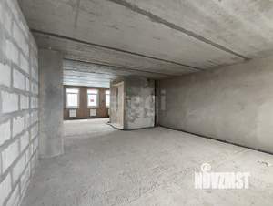 4-к квартира, вторичка, 186м2, 2/3 этаж