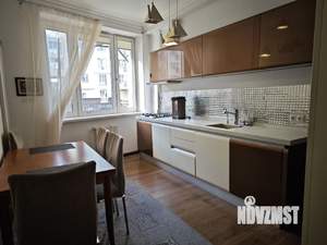 2-к квартира, вторичка, 75м2, 1/5 этаж