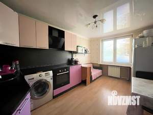 2-к квартира, вторичка, 63м2, 1/17 этаж