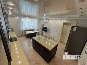 3-к квартира, вторичка, 130м2, 18/25 этаж