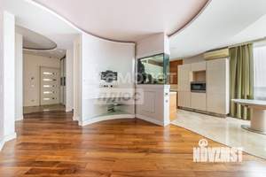 3-к квартира, вторичка, 101м2, 12/17 этаж