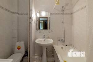 2-к квартира, вторичка, 43м2, 1/9 этаж