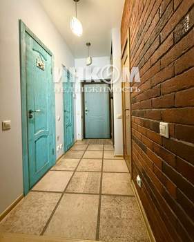 2-к квартира, вторичка, 64м2, 8/25 этаж