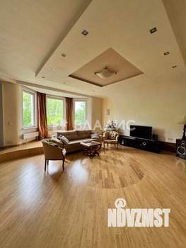 3-к квартира, вторичка, 107м2, 3/4 этаж