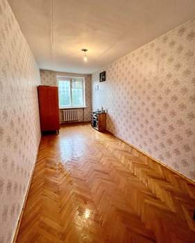 3-к квартира, вторичка, 57м2, 5/5 этаж
