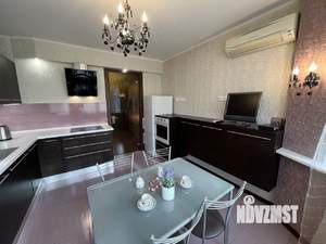 2-к квартира, вторичка, 59м2, 8/17 этаж