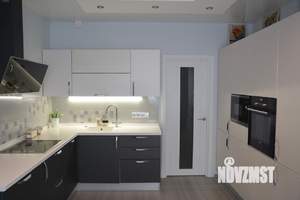 3-к квартира, вторичка, 100м2, 12/17 этаж