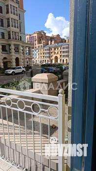 2-к квартира, вторичка, 50м2, 1/8 этаж