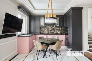 3-к квартира, вторичка, 100м2, 5/5 этаж