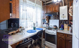 2-к квартира, вторичка, 43м2, 1/4 этаж