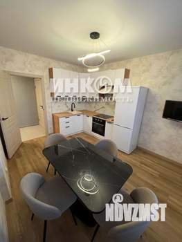 2-к квартира, вторичка, 64м2, 1/18 этаж