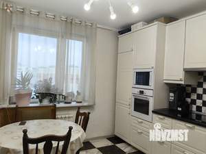 3-к квартира, вторичка, 94м2, 20/23 этаж