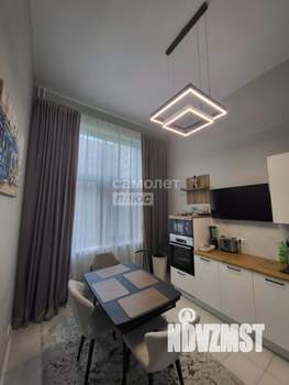 2-к квартира, вторичка, 57м2, 1/9 этаж