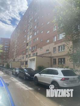 2-к квартира, вторичка, 50м2, 1/10 этаж