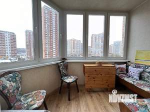 3-к квартира, вторичка, 90м2, 7/25 этаж