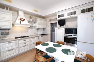 3-к квартира, вторичка, 89м2, 1/3 этаж