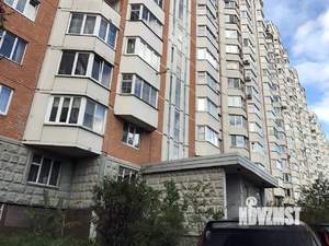 2-к квартира, вторичка, 52м2, 10/17 этаж