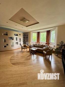 3-к квартира, вторичка, 107м2, 3/4 этаж