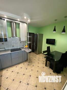 2-к квартира, вторичка, 68м2, 11/17 этаж