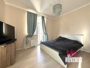 3-к квартира, вторичка, 75м2, 28/33 этаж