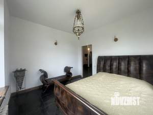 4-к квартира, вторичка, 130м2, 3/4 этаж