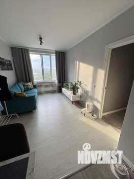 2-к квартира, вторичка, 42м2, 18/33 этаж