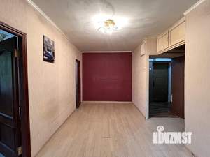2-к квартира, вторичка, 43м2, 1/4 этаж