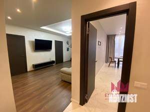 3-к квартира, вторичка, 82м2, 8/17 этаж