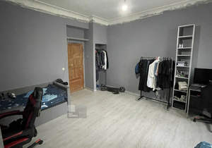 2-к квартира, вторичка, 72м2, 4/4 этаж