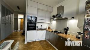 3-к квартира, вторичка, 81м2, 1/4 этаж