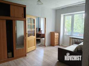 3-к квартира, вторичка, 54м2, 2/4 этаж