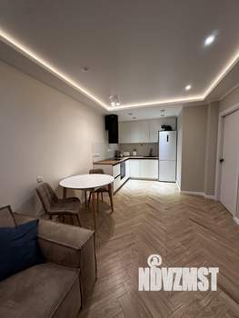 2-к квартира, вторичка, 50м2, 3/18 этаж