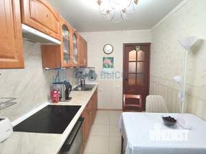 2-к квартира, вторичка, 52м2, 1/9 этаж