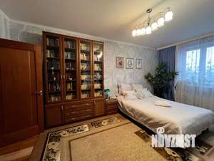 3-к квартира, вторичка, 90м2, 7/25 этаж
