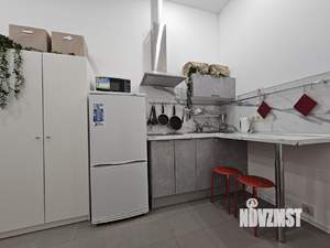 2-к квартира, вторичка, 43м2, 1/45 этаж