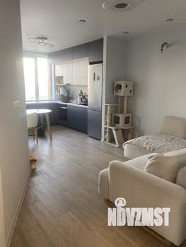 3-к квартира, вторичка, 58м2, 18/32 этаж