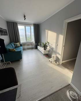 2-к квартира, вторичка, 42м2, 18/33 этаж