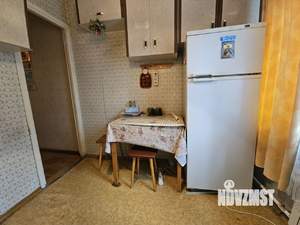 2-к квартира, вторичка, 43м2, 1/4 этаж