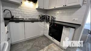 2-к квартира, вторичка, 63м2, 1/10 этаж
