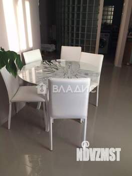 2-к квартира, вторичка, 89м2, 1/4 этаж