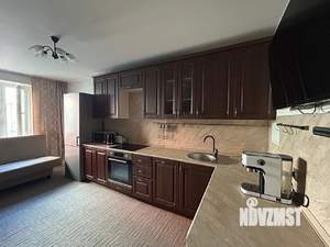 2-к квартира, вторичка, 61м2, 1/25 этаж