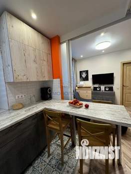 2-к квартира, вторичка, 41м2, 1/4 этаж