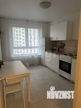 1-к квартира, вторичка, 38м2, 13/25 этаж