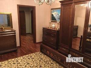 3-к квартира, вторичка, 132м2, 2/25 этаж