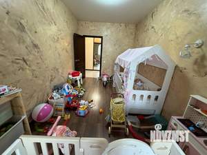 3-к квартира, вторичка, 82м2, 5/15 этаж