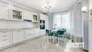 3-к квартира, вторичка, 94м2, 8/25 этаж