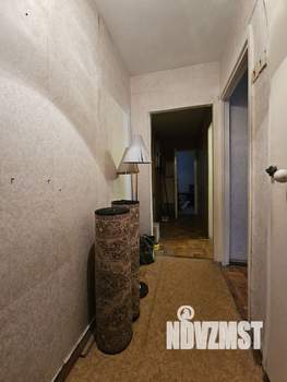 2-к квартира, вторичка, 43м2, 1/4 этаж